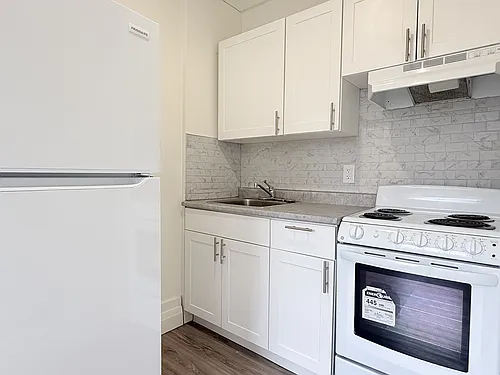 1495 Gladstone Ave #303 Photo 1 1495 Gladstone Ave #303 Photo 1