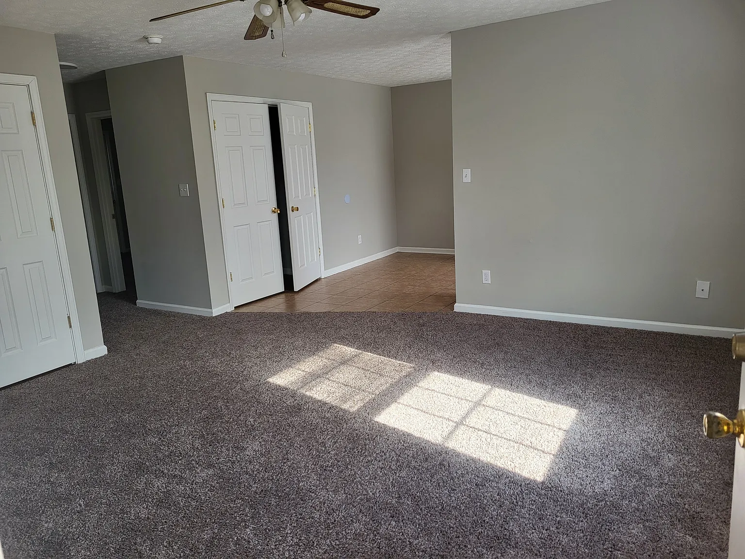 324 Kristin Drive - 4 — Photo 4