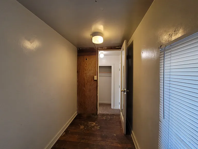 1501 W 3rd St #1 — Photo 25