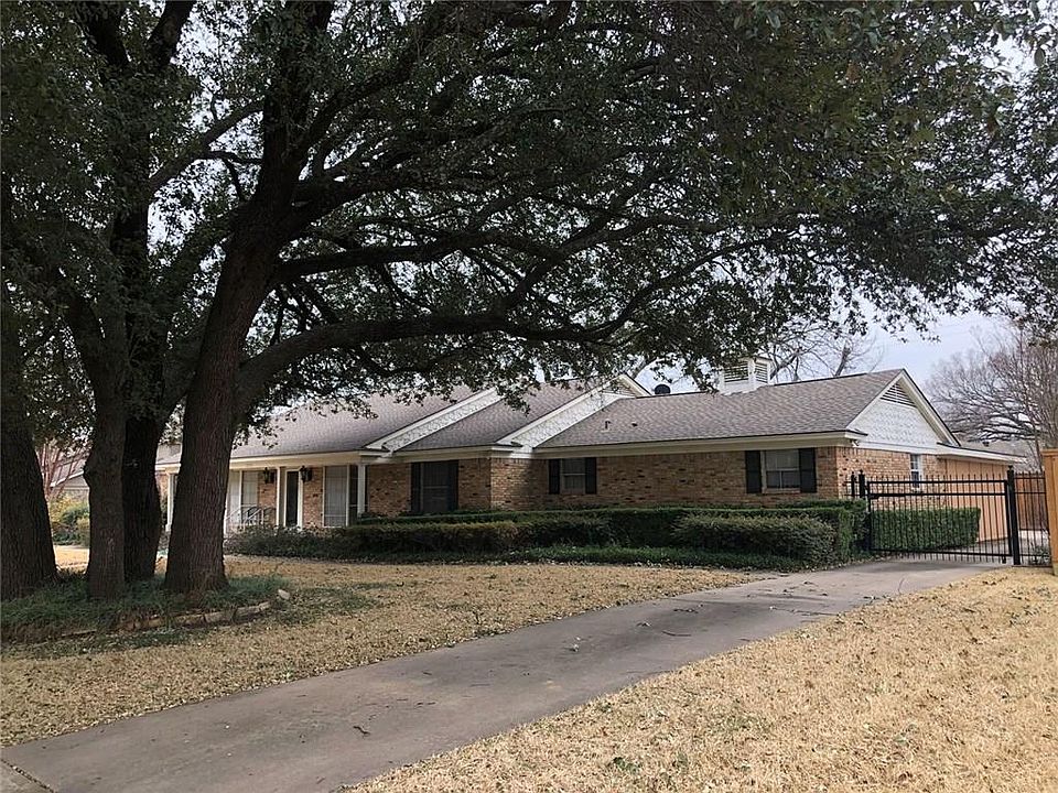1st image of 12115 Shiremont Dr
