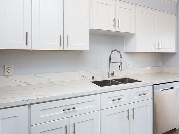 3rd image of 1820 Avenida Del Mundo Unit 405