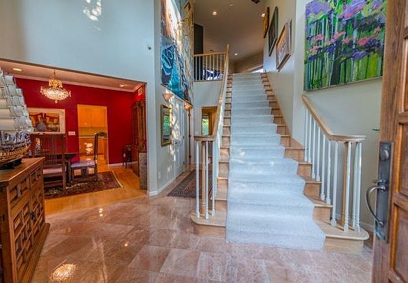 5th image of 248 Barton Shore Dr
