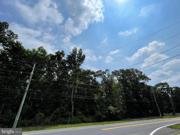 3074 Kenton Rd, Dover, DE 19904