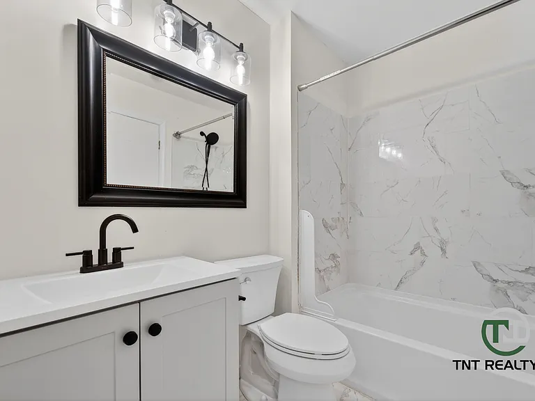 323 Constitution Cir — Photo 18