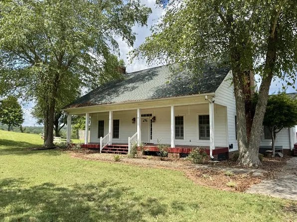 107 Willow Creek Ln, Dickson, TN 37055