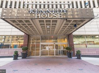1901 John F Kennedy Blvd APT 1522, Philadelphia, PA 19103