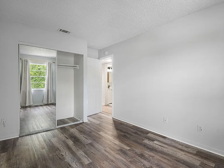 1283 Pierce St #4 — Photo 8
