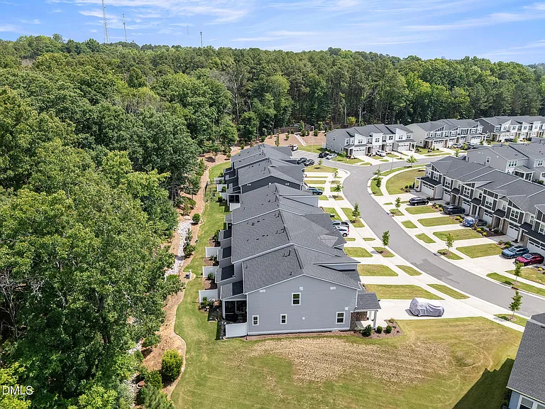185 Millennium Dr — Photo 21