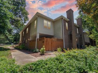385 Summerwalk Cir #385, Chapel Hill, NC 27517