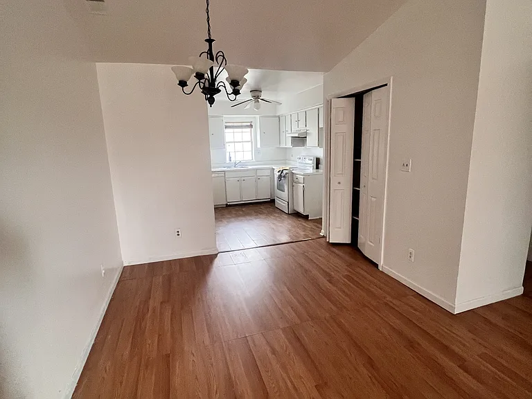 25672 Lira Ln — Photo 11