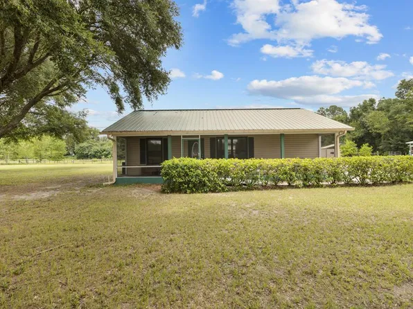 1125 SW Ninth Ave, Trenton, FL 32693