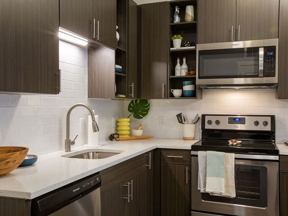 Kitchen with Gooseneck Faucet