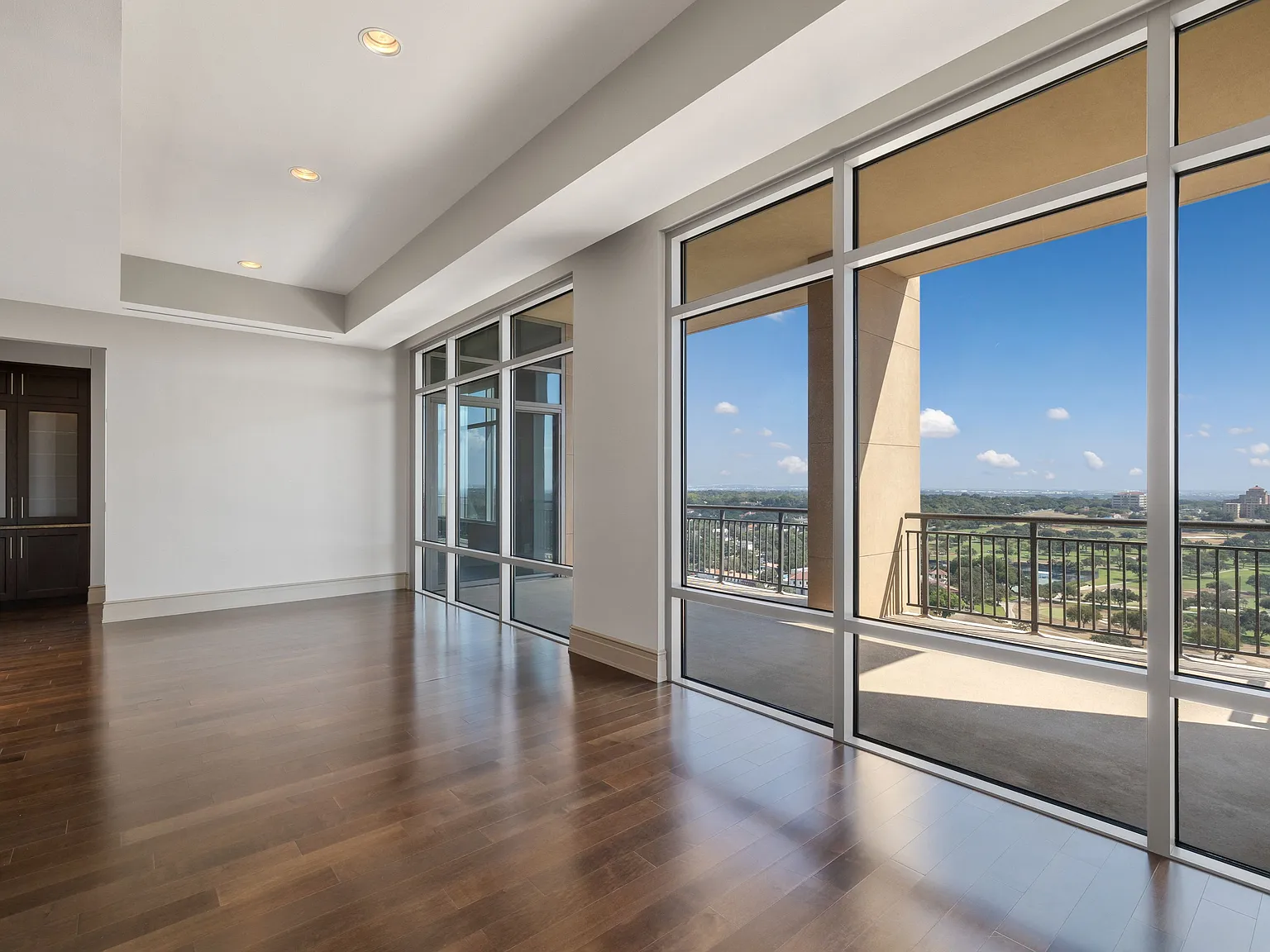 4242 Broadway, San Antonio, TX 78209 — Photo 3