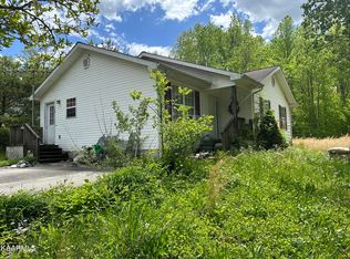 110 Huber Ln, Middlesboro, KY 40965