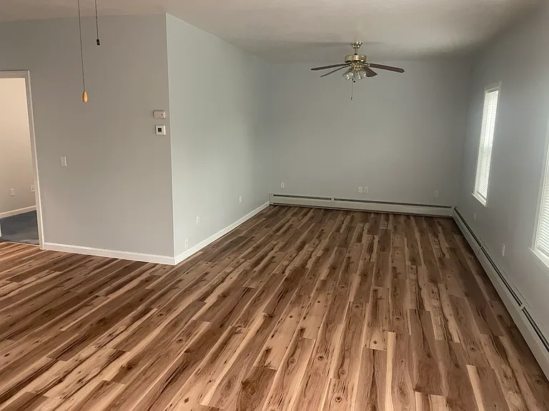 37 Main St #19 — Photo 8