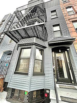 4th image of 1186 Bushwick Ave #3L