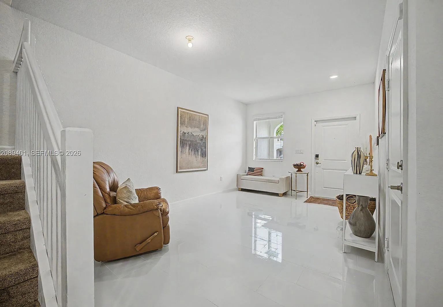 Keys Gate Residential — Photo 4