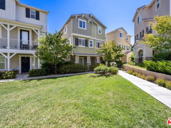 9119 Foster Ln, Chatsworth, CA 91311
