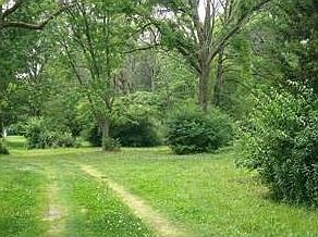 2nd image of 916 S High School Rd
