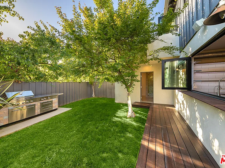 9038 Meredith Pl — Photo 38