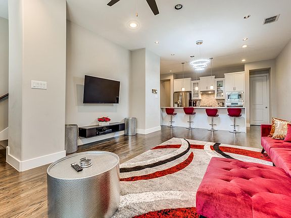 3rd image of 3017 Zenia Dr