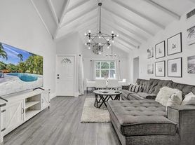 502 Rambling Drive Cir, Wellington, FL