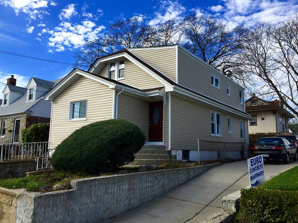 1st image of 137 Ave 230 St