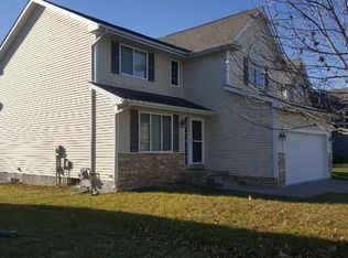 9816 Biscayne Dr, Johnston, IA 50131