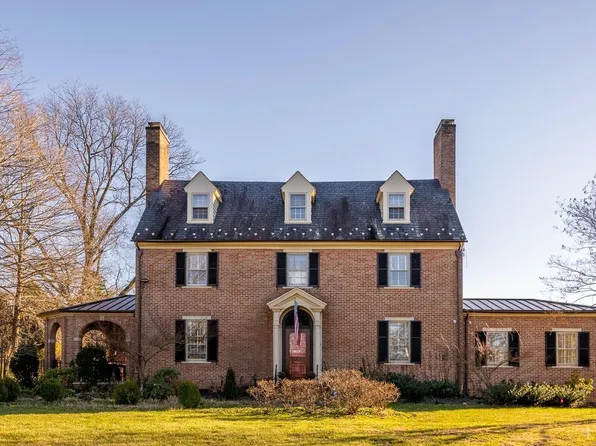 4407 Boonsboro Rd, Lynchburg, VA 24503