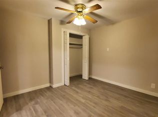 7151 Neff St, Houston, TX 77074