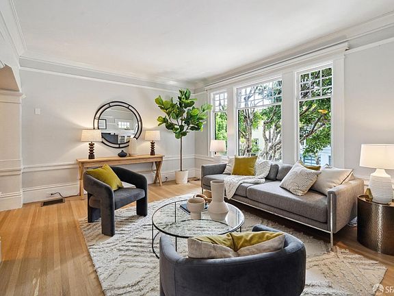 5th image of 136 Parnassus Ave #1