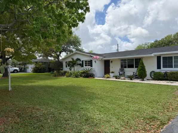 27420 SW 165th Ave, Homestead, FL 33031