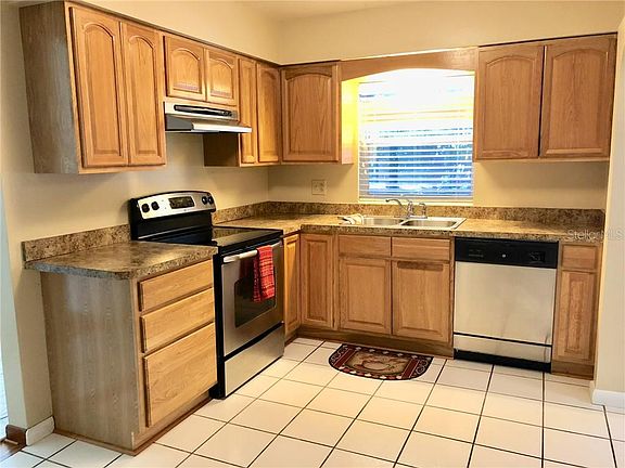 4th image of 2510 Harrison Ave