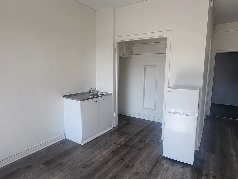 7922 W Beverly Blvd #206 — Photo 8