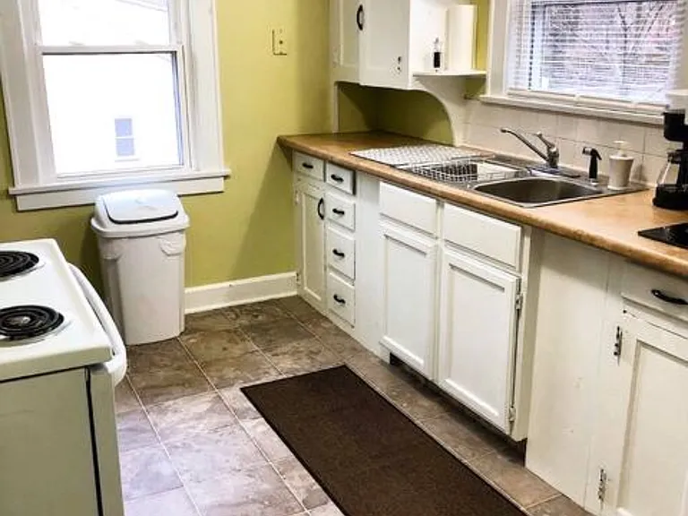 247-249 Wildwood Dr #2 — Photo 12