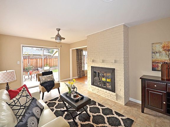 5th image of 73 Herbert Ln