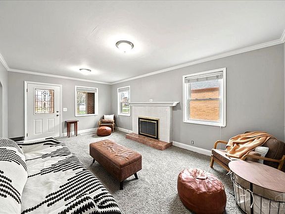 5th image of 6708 Cheviot Rd
