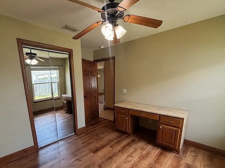 4701 Deerfield Dr — Photo 9