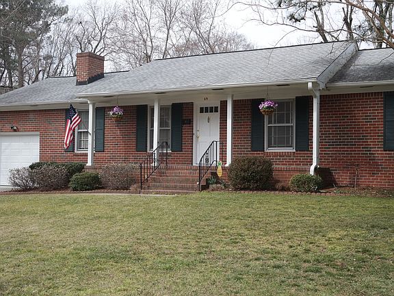 2nd image of 69 Sweetbriar Dr