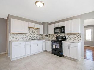 39-41 Acorn St, Springfield, MA 01109