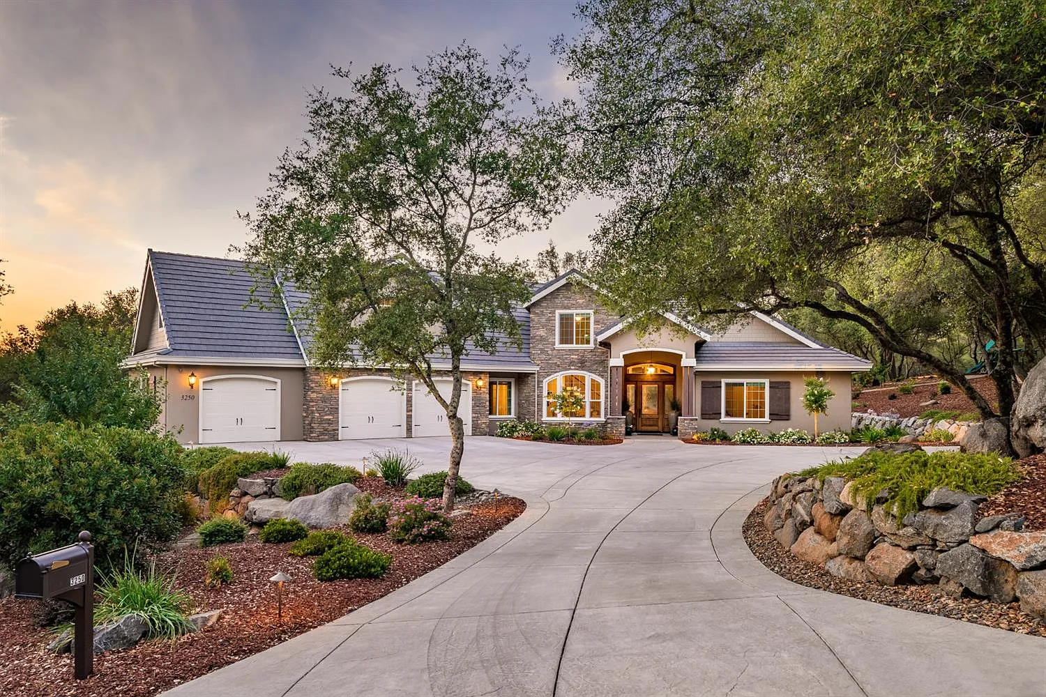 3250 Rustic Woods Ct photo 1