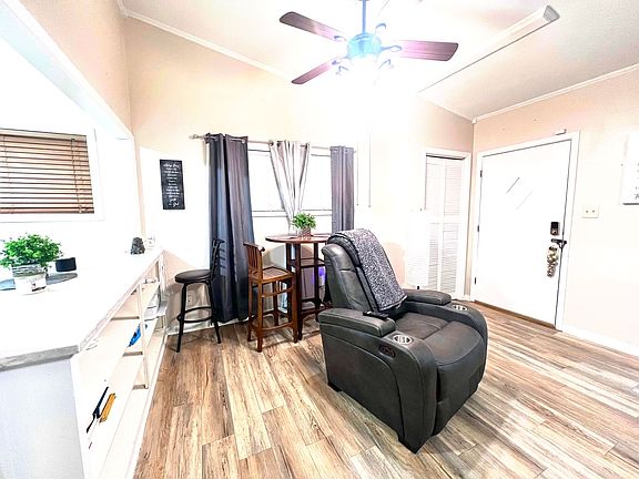 2nd image of 734 Woodmont Pl