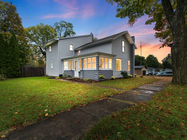 418 S Main St, Berrien Springs, MI 49103