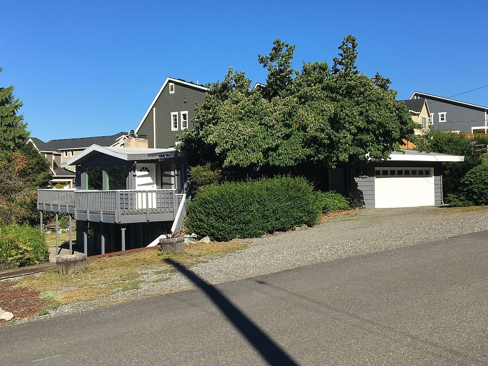 1st image of 20120 SE 39th St