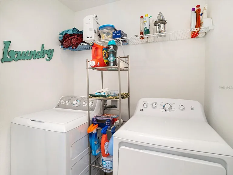 5912 Laurelcrest Gln — Photo 16