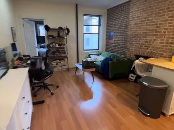 71 Pineapple St APT B2