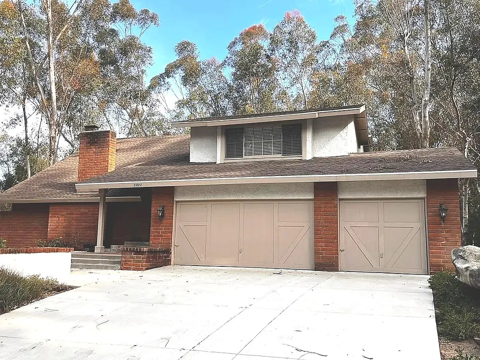 24851 Rollingwood Rd