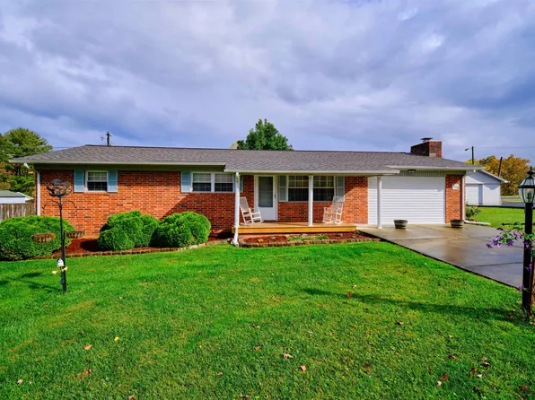 304 Poplar Heights Dr, Grayson, KY 41143