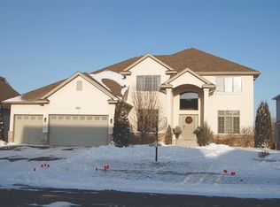 18400 95th Pl N, Maple Grove, MN 55311