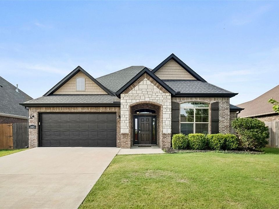 1st image of 3407 SW Mistletoe St